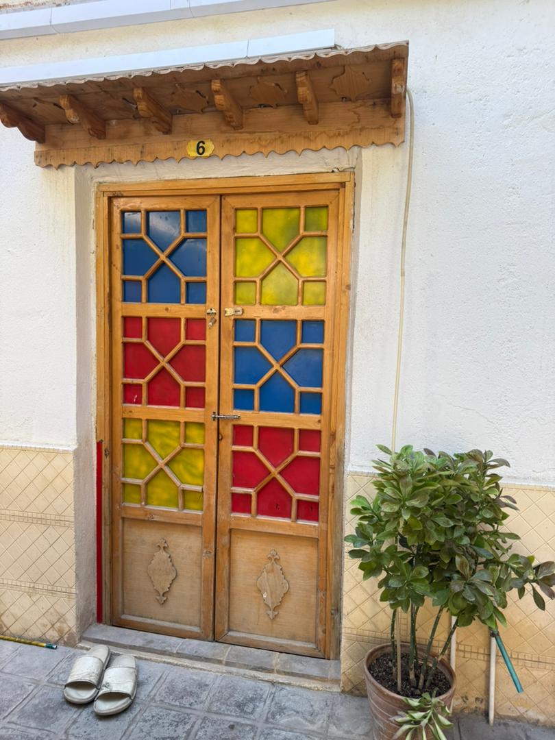 هاستل سنتی شیراز